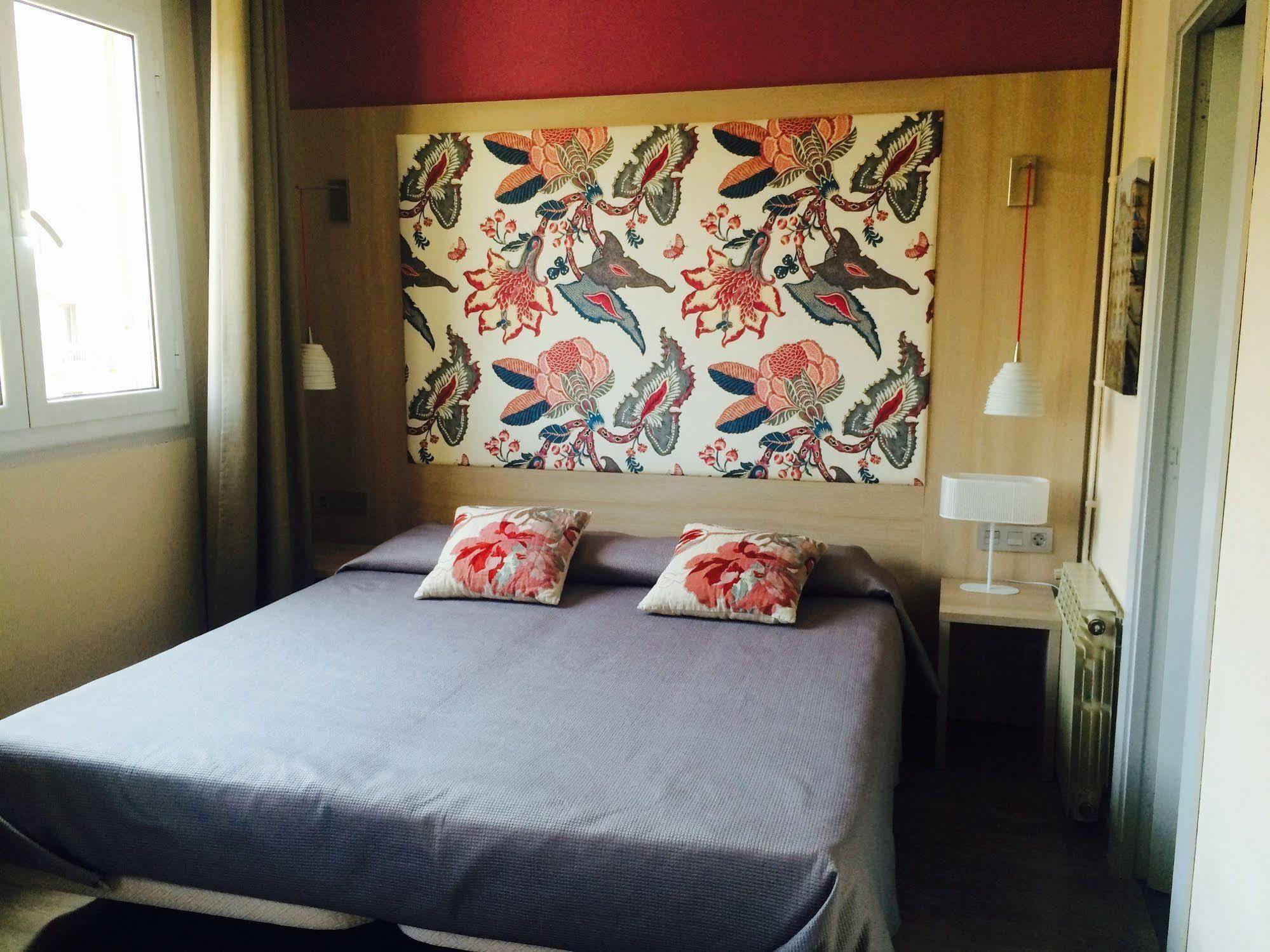 ברצלונה Hotel Ginebra מראה חיצוני תמונה